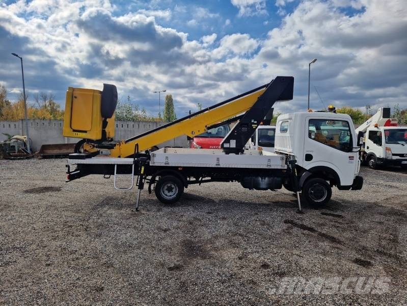 Renault Maxity Movex TLR15 - 14,2m, 230kg Auto korpe