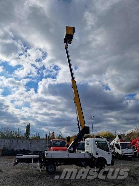 Renault Maxity Movex TLR15 - 14,2m, 230kg Auto korpe