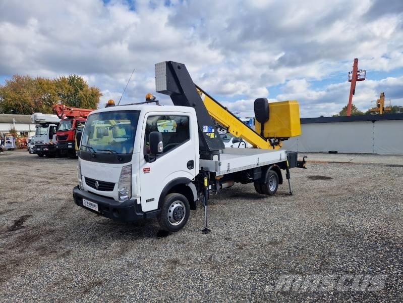 Renault Maxity Movex TLR15 - 14,2m, 230kg Auto korpe