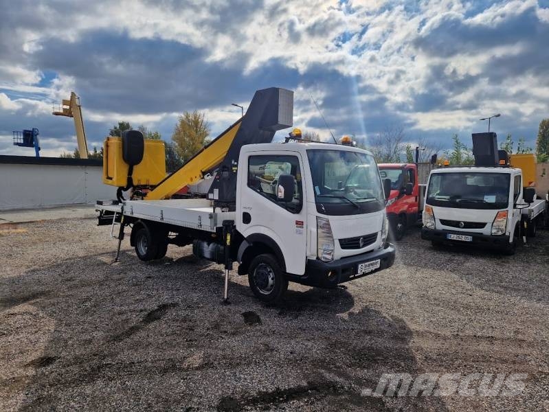 Renault Maxity Movex TLR15 - 14,2m, 230kg Auto korpe