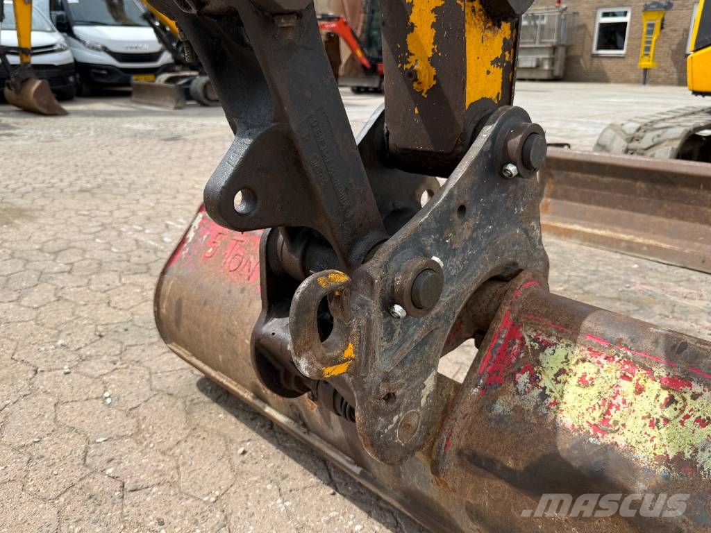 JCB 48Z-1 - Hammer Lines / Quick Coupler Minigraafmachines < 7t