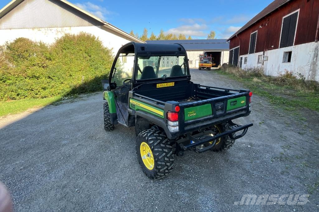 John Deere XUV 855 M Gator UTV