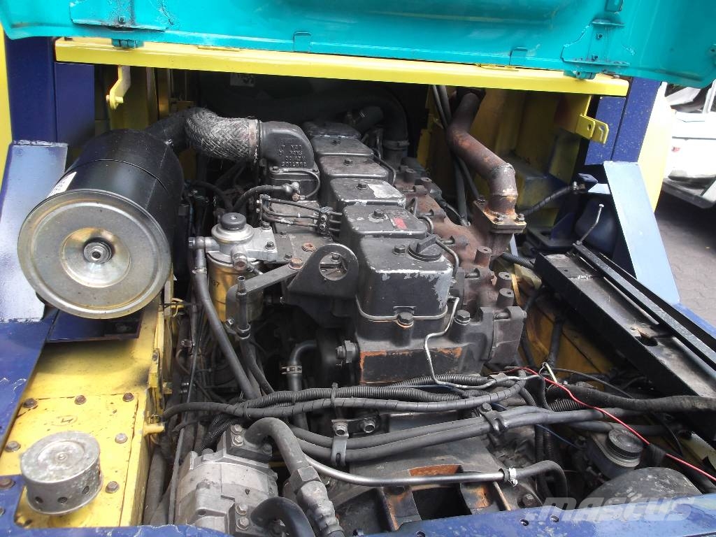 Komatsu FD70T-7 LEO V-3659 IO Camiones diesel