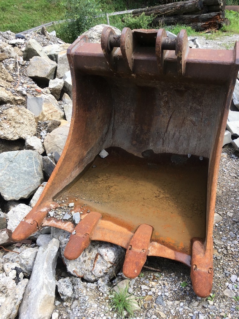 Volvo Akerman EC 230B Bandgrävare