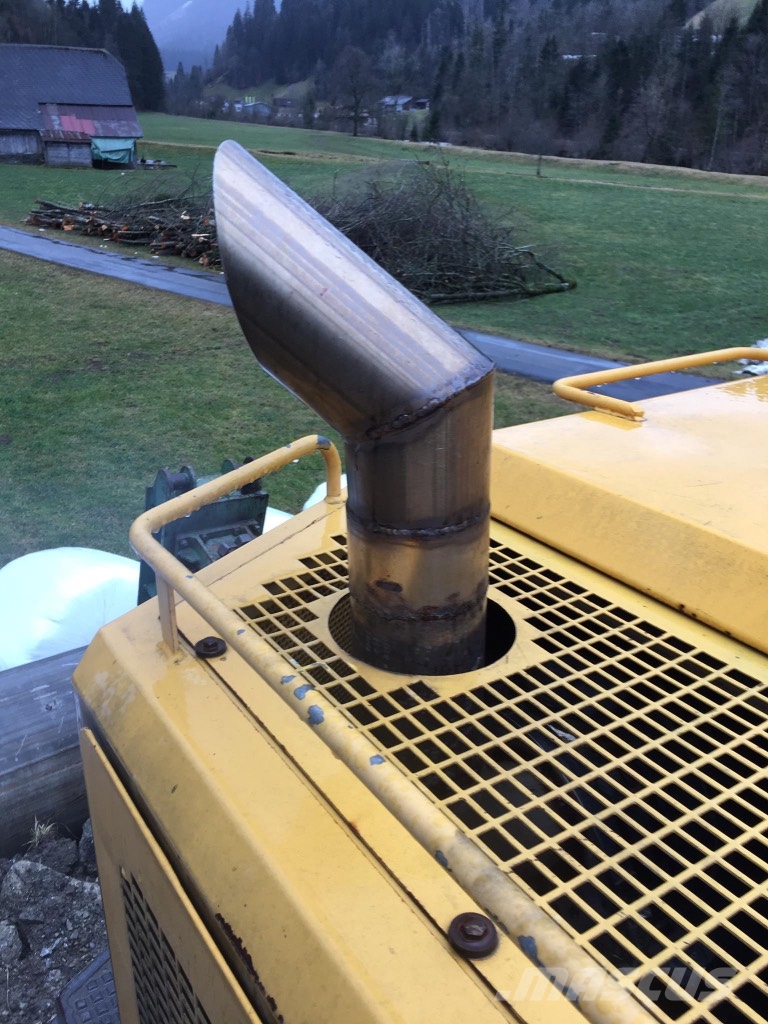 Volvo Akerman EC 230B Bandgrävare