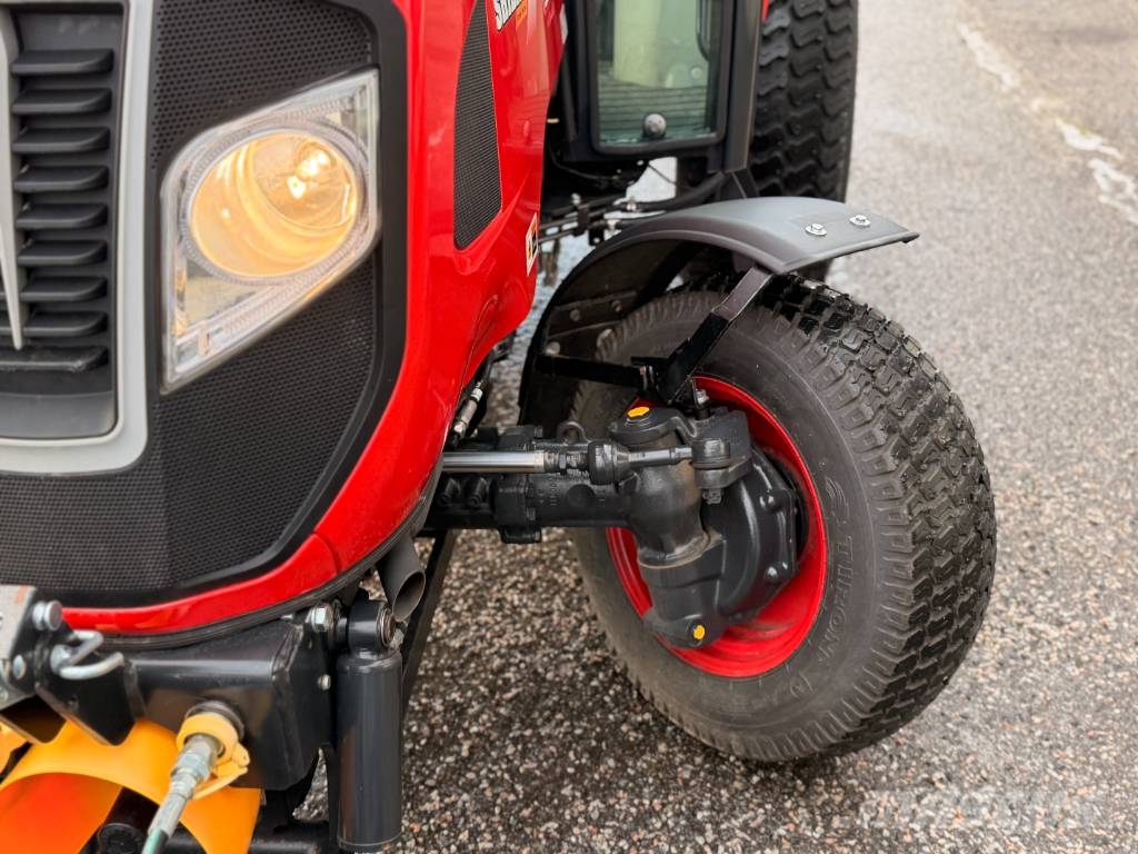 Shibaura SB50HC Kompakttraktor Demokörd Tractores compactos