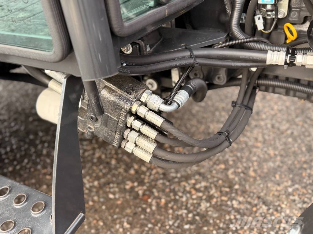 Shibaura SB50HC Kompakttraktor Demokörd Tractores compactos