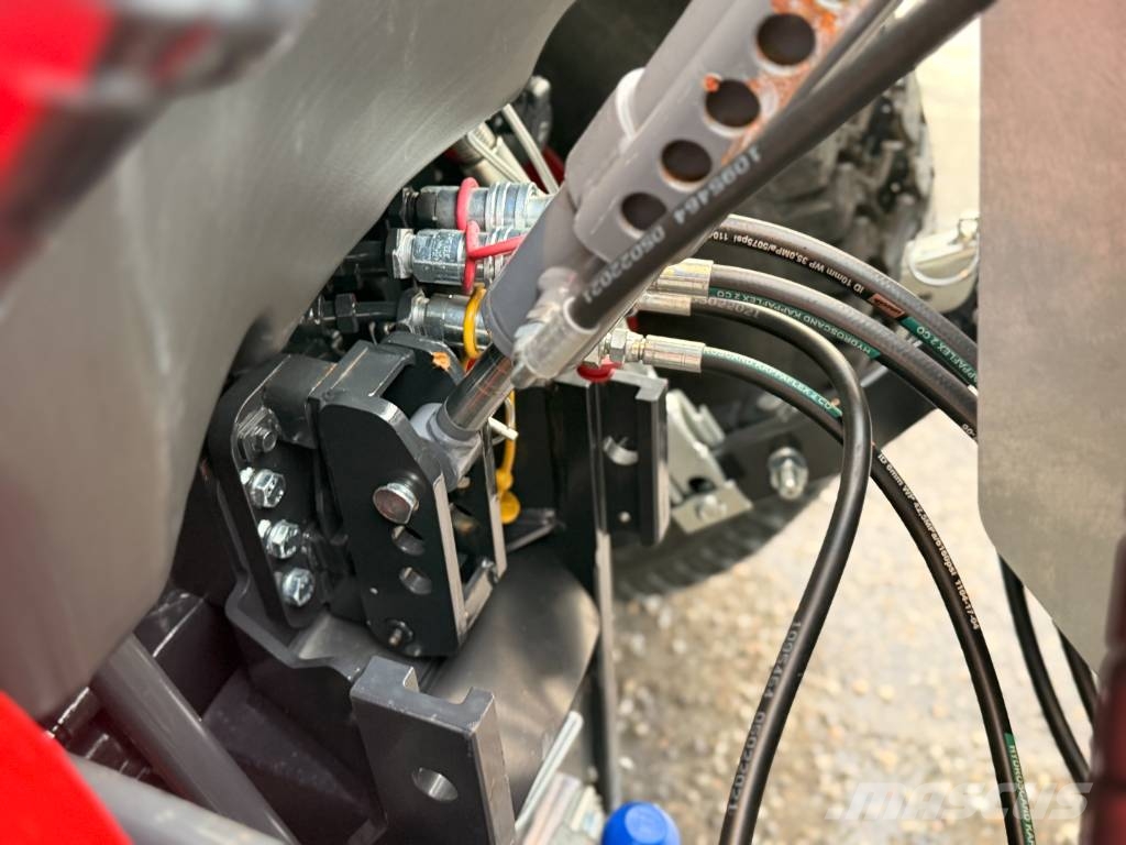 Shibaura SB50HC Kompakttraktor Demokörd Tractores compactos