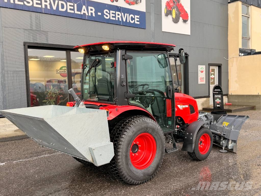 Shibaura SB50HC Kompakttraktor Demokörd Tractores compactos