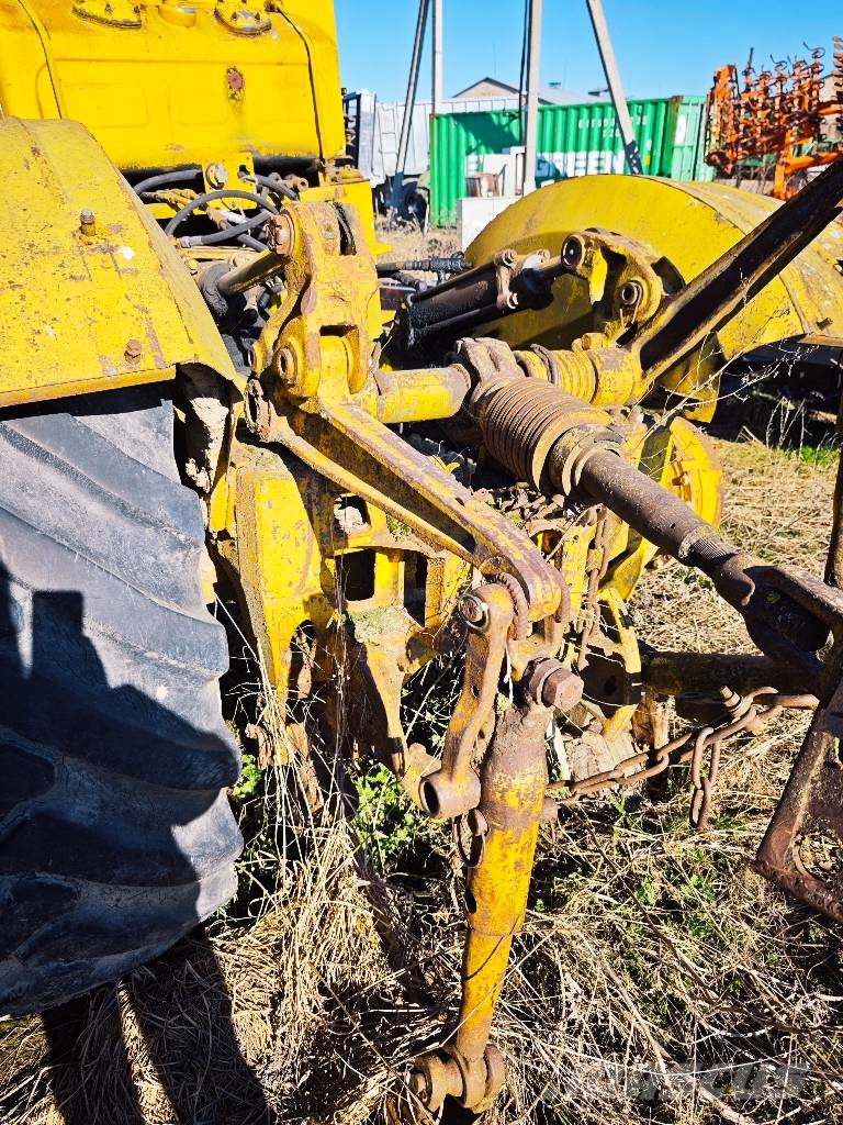 Kirovets K-701 الجرارات