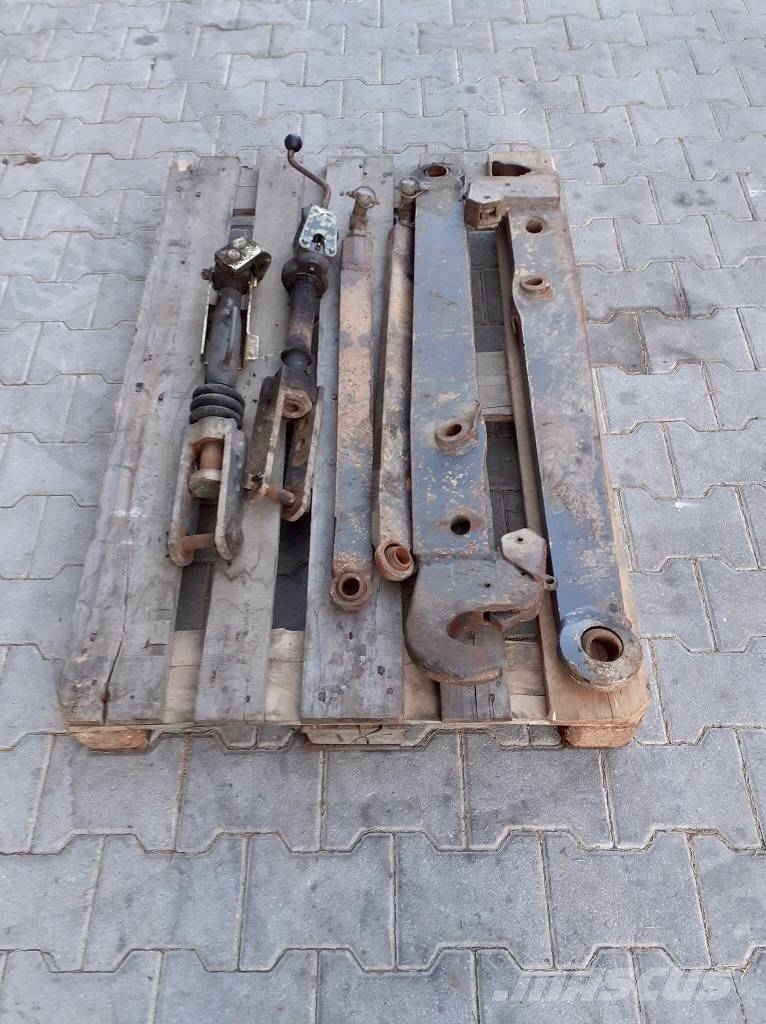 Fendt 310 LSA LOWER LINKAGE,SUPPORT,LIFT ARMS Hüdraulika