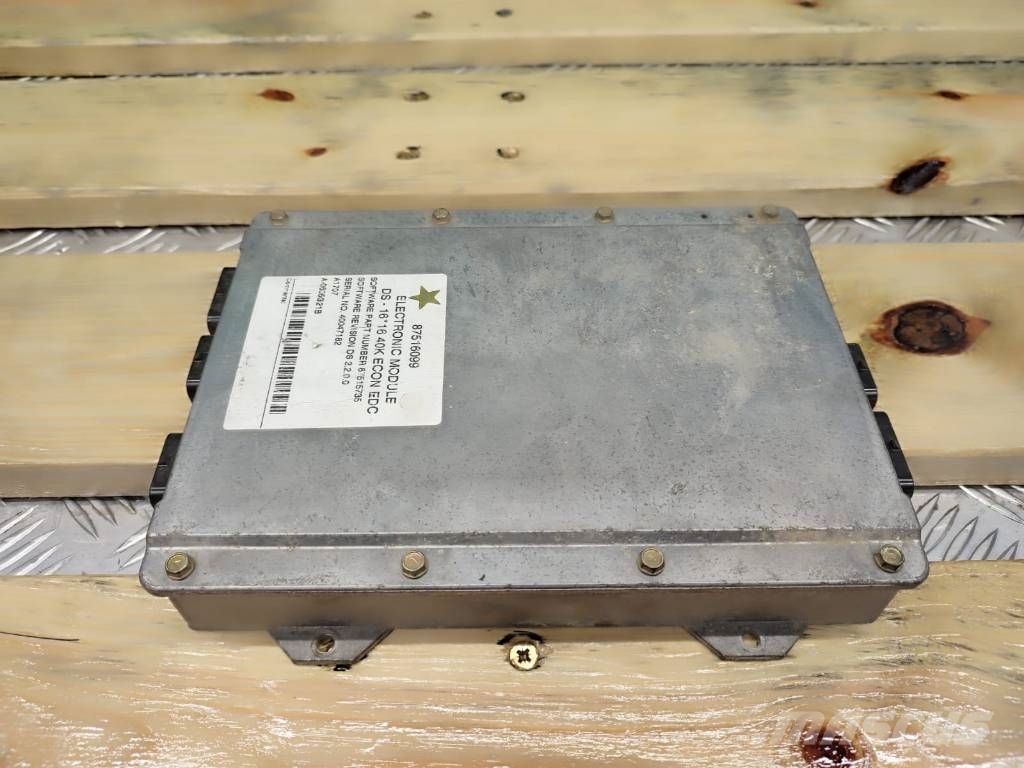 New Holland EDC controller 87516099 NEW HOLLAND T6010 Sähkö ja elektroniikka