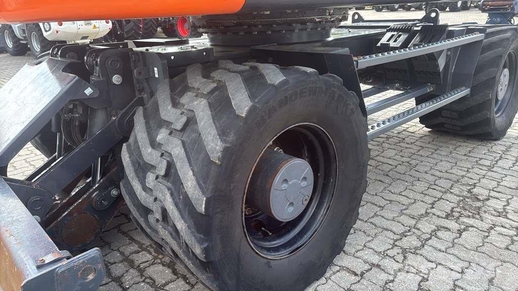 Doosan DX165W 特殊油圧ショベル