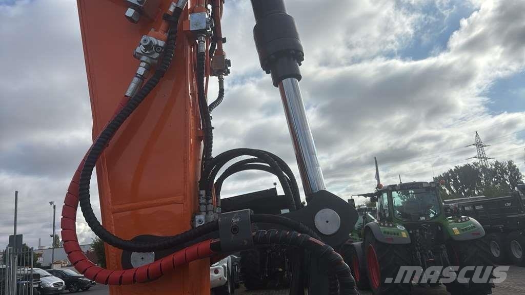 Doosan DX165W Polovni specijalni bageri