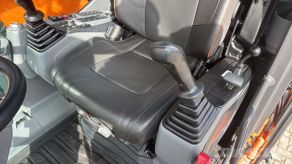 Doosan DX165W Spezialbagger