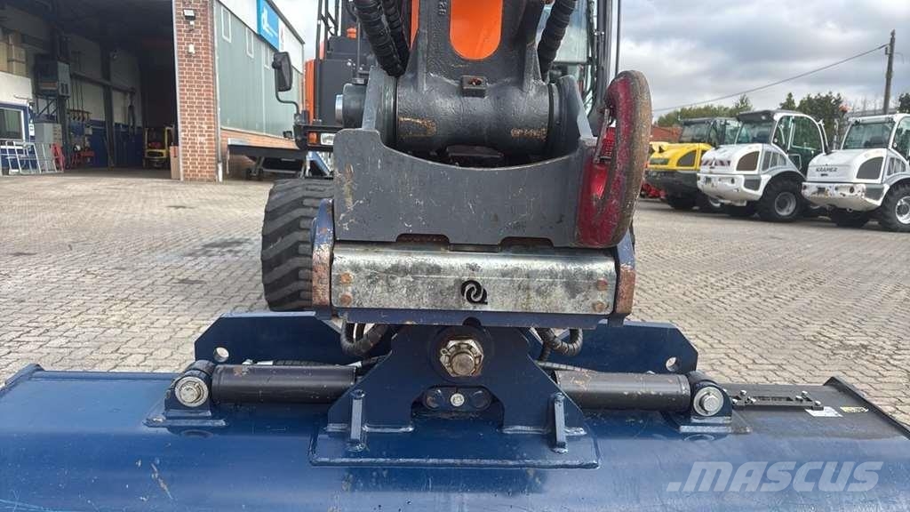 Doosan DX165W Polovni specijalni bageri