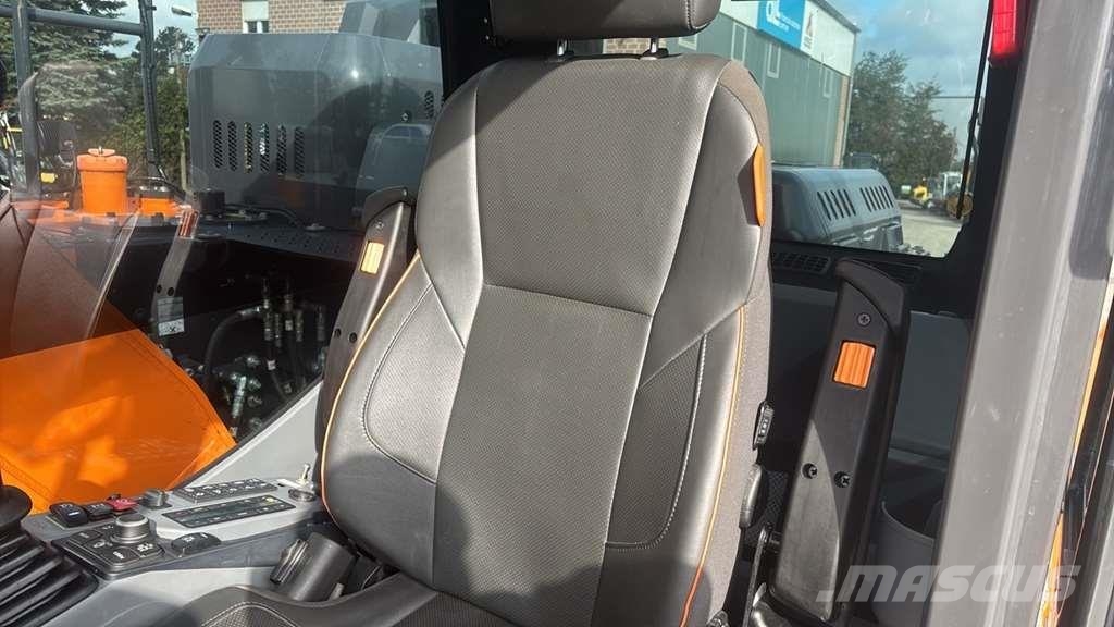 Doosan DX165W Polovni specijalni bageri