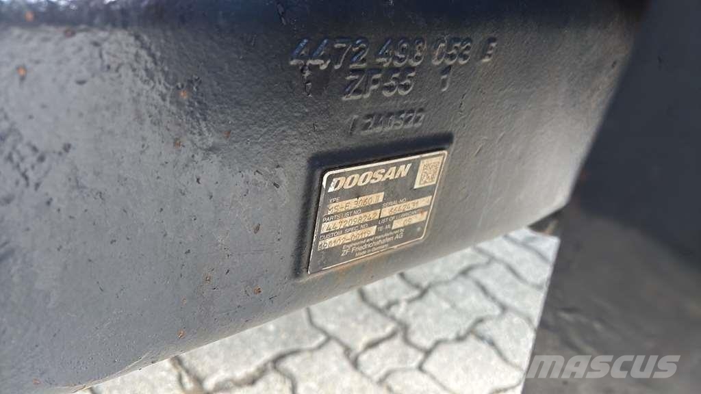 Doosan DX165W Polovni specijalni bageri