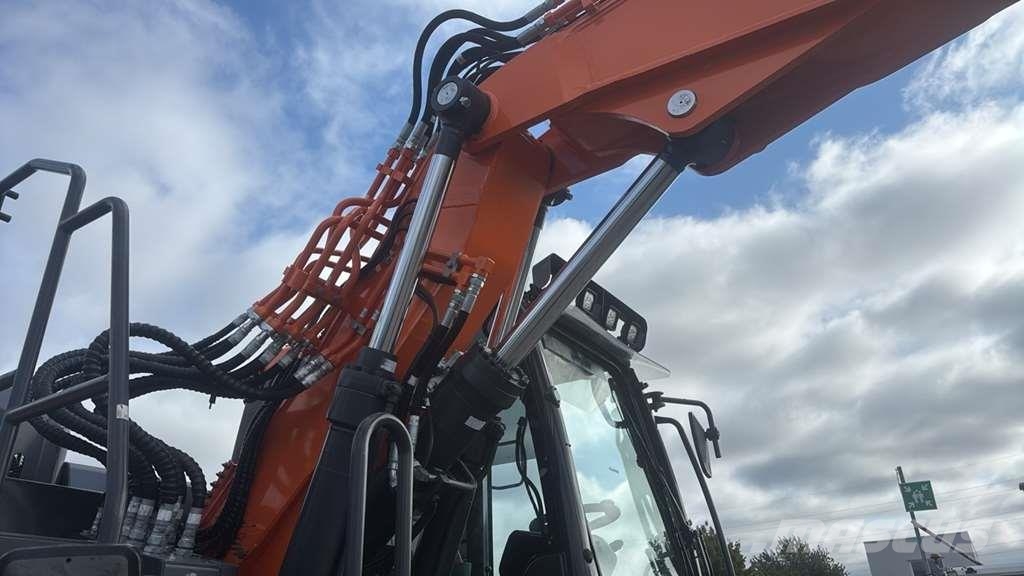 Doosan DX165W 特殊油圧ショベル