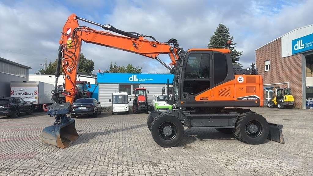 Doosan DX165W Spezialbagger