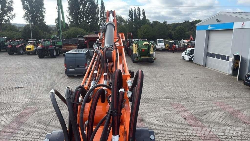 Doosan DX165W Polovni specijalni bageri