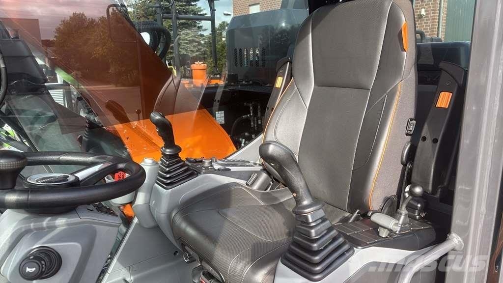 Doosan DX165W Spezialbagger