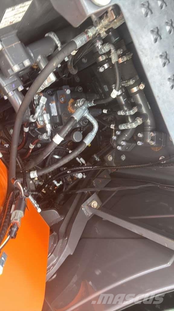 Doosan DX165W Polovni specijalni bageri
