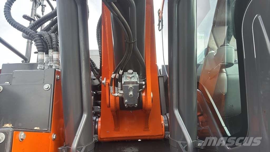 Doosan DX165W Polovni specijalni bageri
