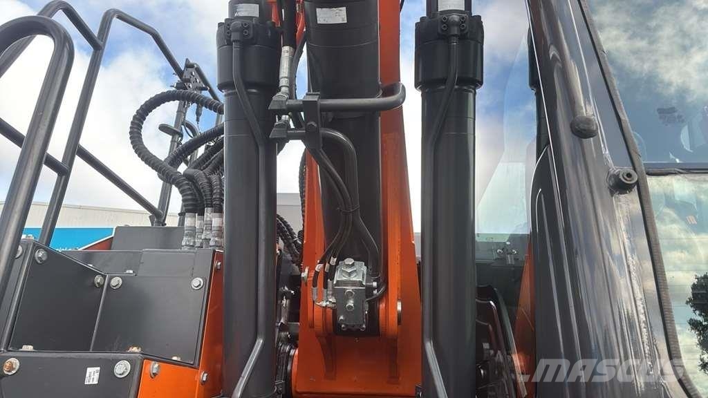 Doosan DX165W Polovni specijalni bageri