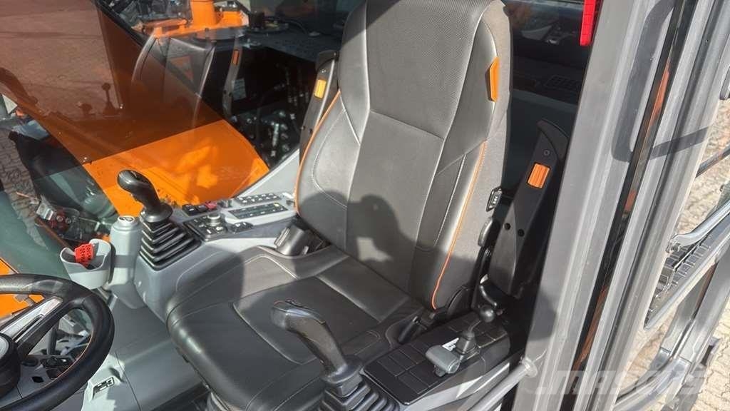 Doosan DX165W Polovni specijalni bageri