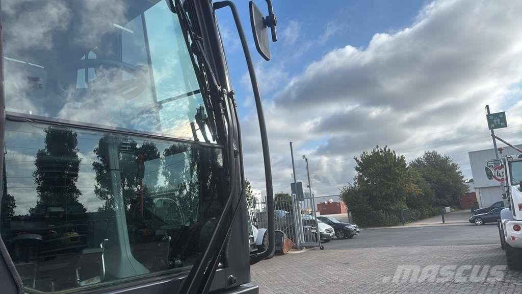 Doosan DX165W Polovni specijalni bageri