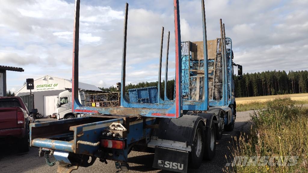 Sisu Polar 625 puuvarustus,2 piiri Transportes de madera