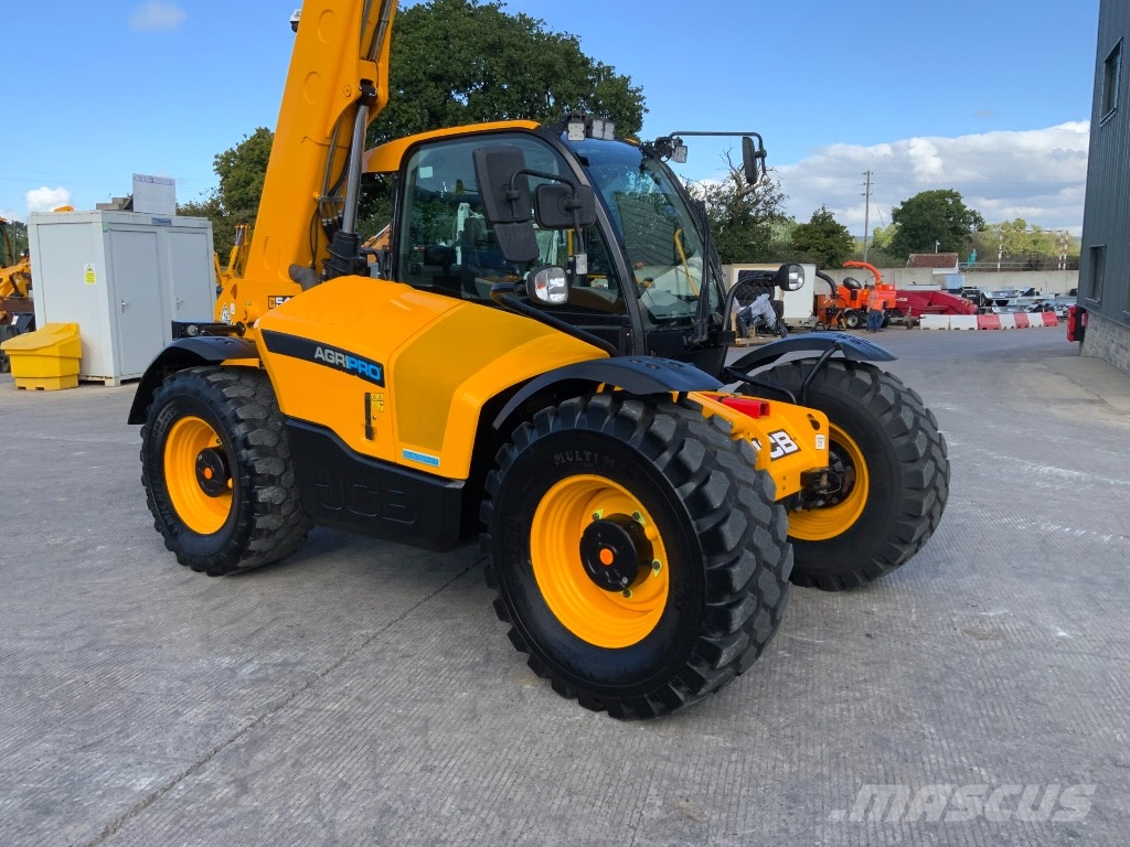 JCB 542-70 Agri Pro 農業用伸縮臂裝載機
