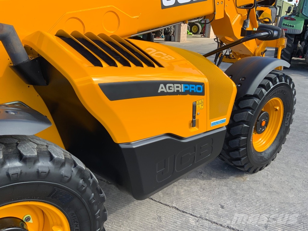 JCB 542-70 Agri Pro 農業用伸縮臂裝載機
