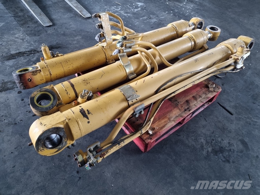 CAT 330 BL SIŁOWNIK HYDRAULICZNY COMPLET Гідравліка
