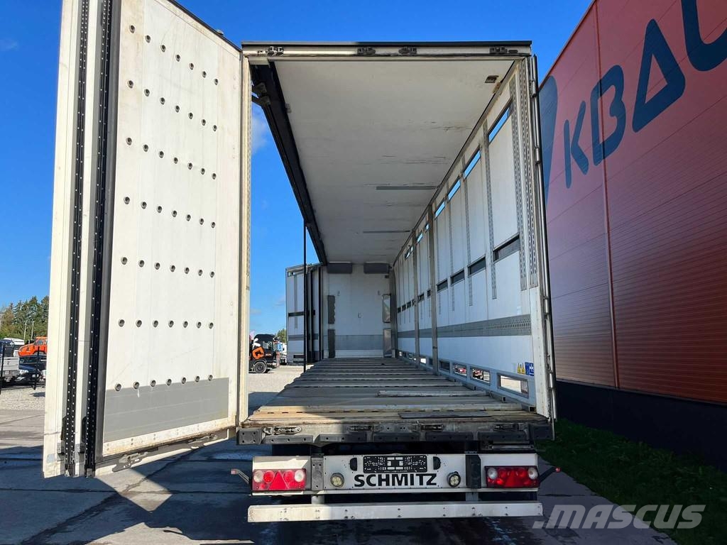 Schmitz Cargobull NKS SCB S3B BOX L=13682 mm Návěsy pro přepravu zvířat