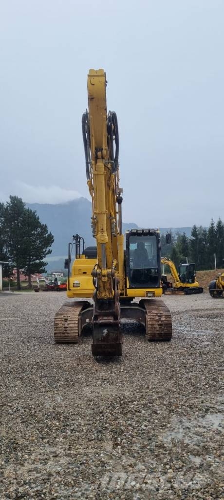 Komatsu PC 210 LC-11 حفارات زحافة