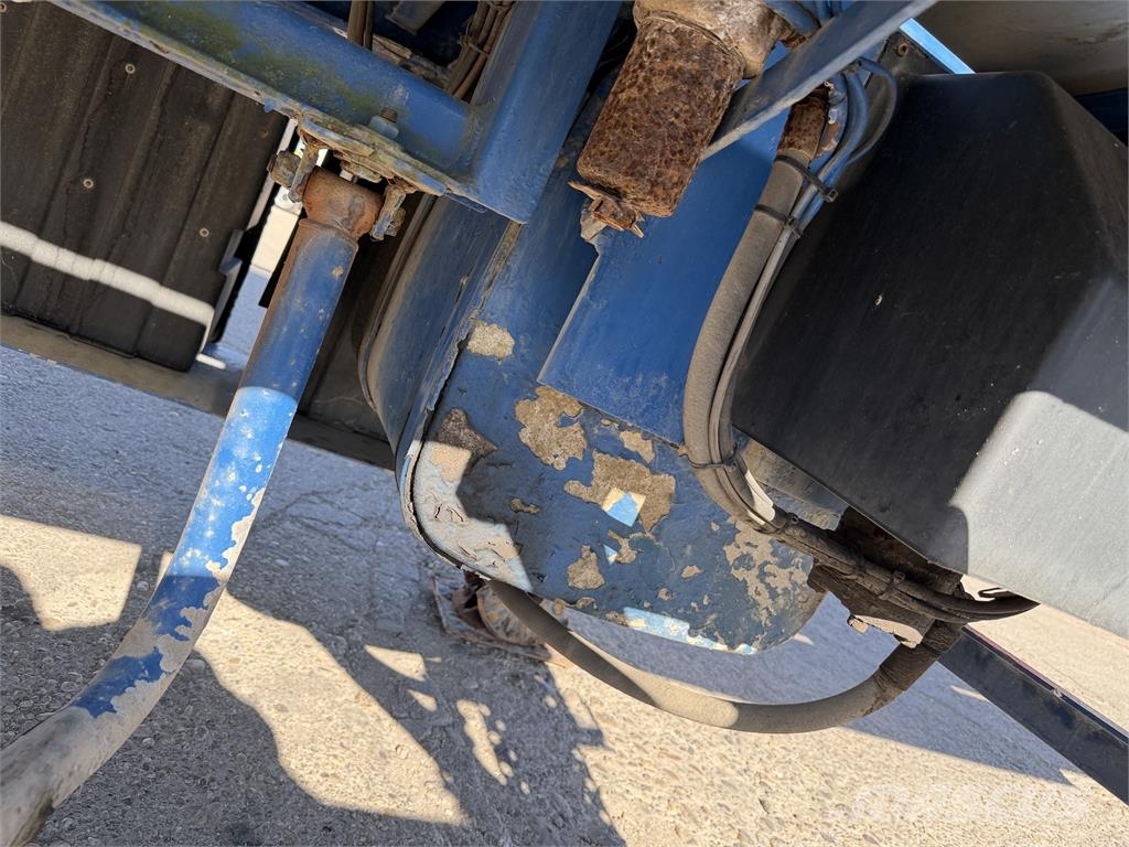 VIN 877 - SPITZER SK2760 CAL 60000 l vyklápacia silo c Otros semirremolques
