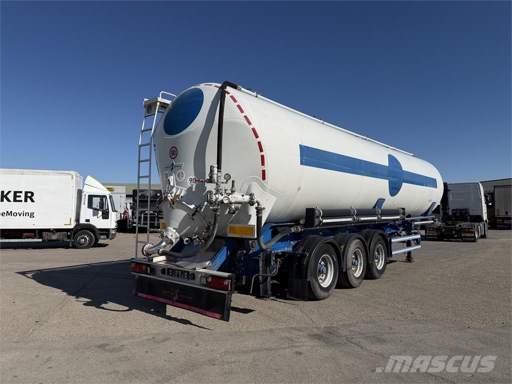 VIN 877 - SPITZER SK2760 CAL 60000 l vyklápacia silo c Otros semirremolques