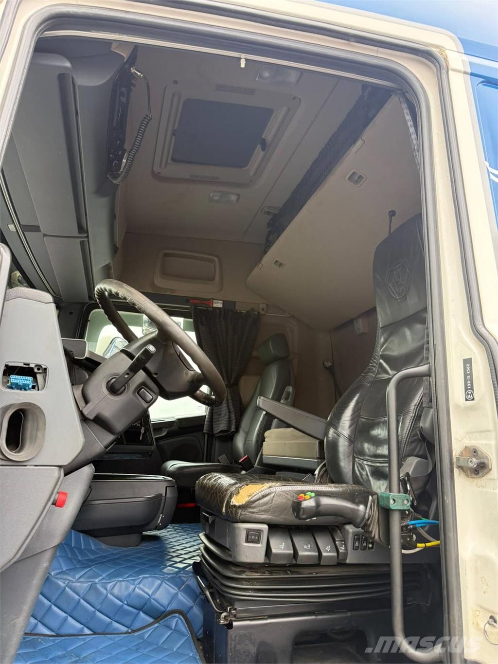 Scania R560 8x4 Kotalni prekucni tovornjaki