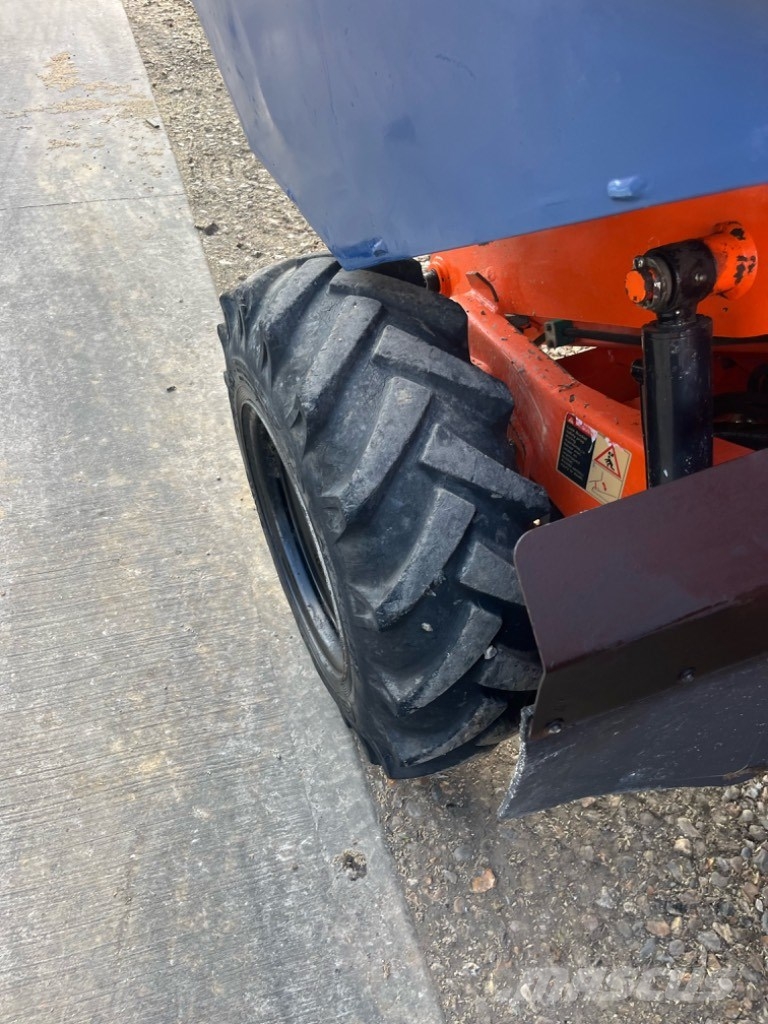 Thwaites 1 ton Mini pašizgāzēji