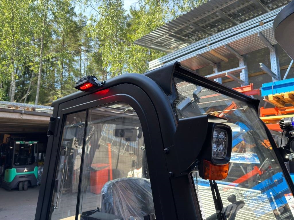 EP EFL253P Triplex 4800 Li-ion Electric forklifts