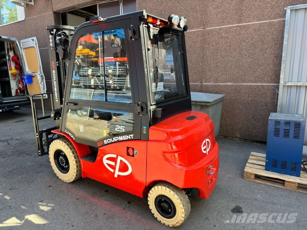 EP EFL253P Triplex 4800 Li-ion Electric forklifts