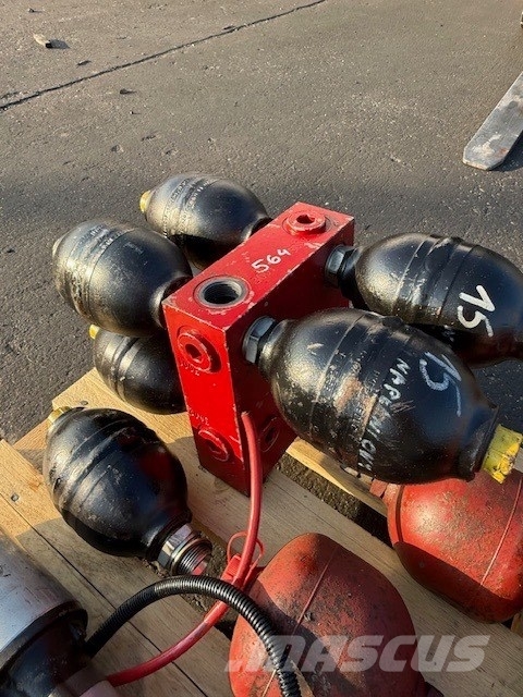 Liebherr L 564 HYDRAULIC PUMP A11V O 130 Hidráulica