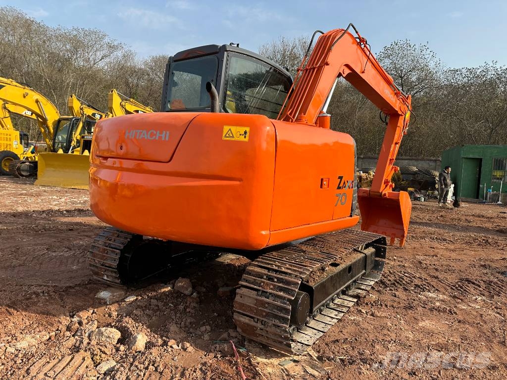 Hitachi ZX70 Midibagger 7t - 12t