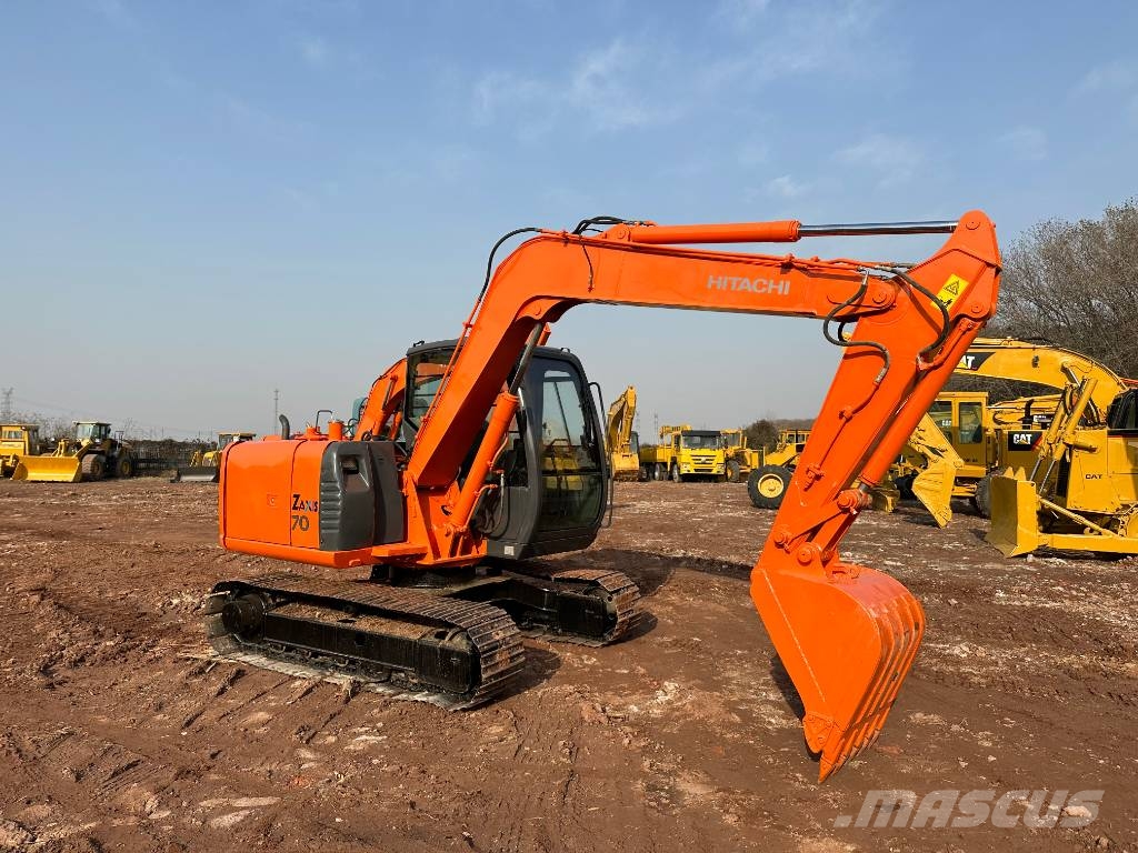 Hitachi ZX70 Midibagger 7t - 12t