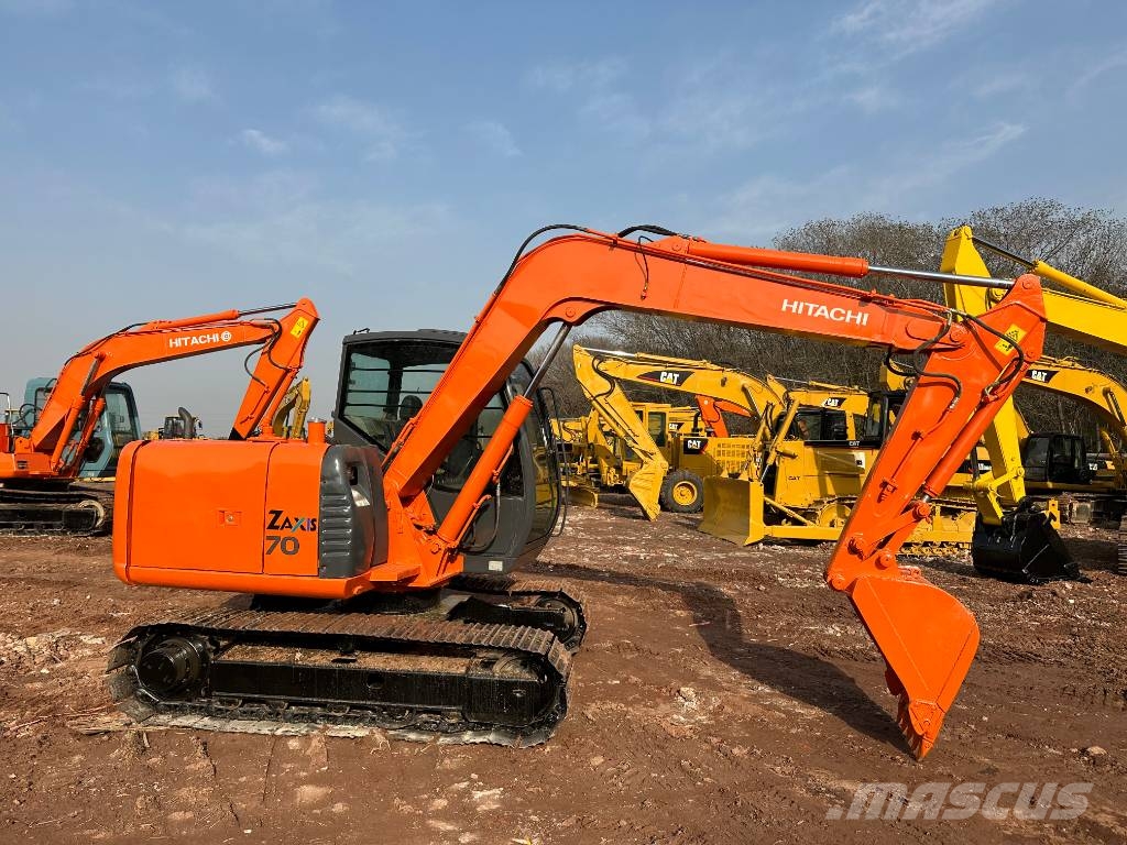 Hitachi ZX70 Midibagger 7t - 12t