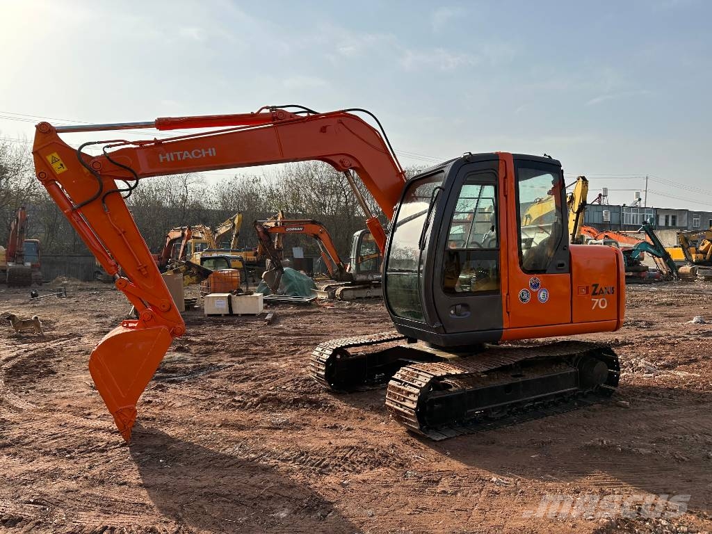Hitachi ZX70 Midibagger 7t - 12t