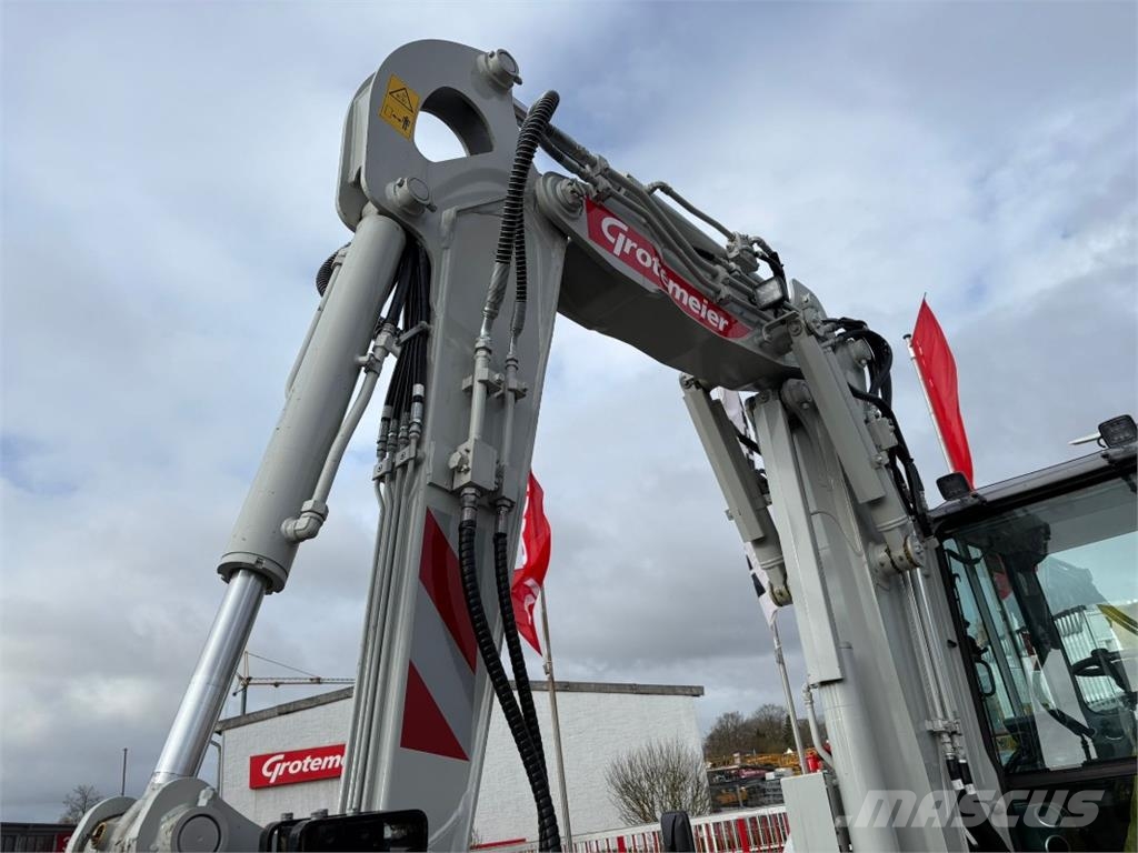 Takeuchi TB 370 W V5 Excavadoras 7t - 12t