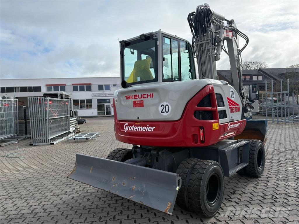 Takeuchi TB 370 W V5 Excavadoras 7t - 12t